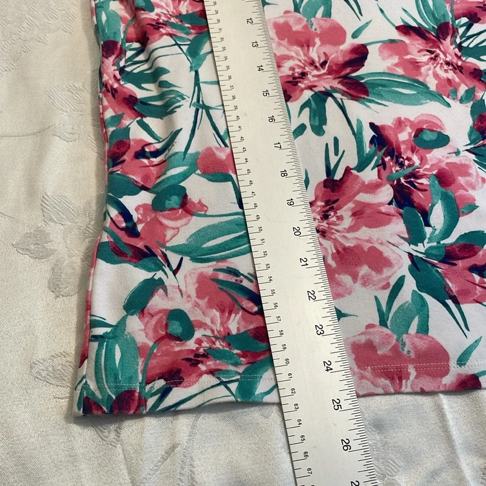 White Stag XL Cotton Pink and Green Short Sleeve T-Shirt Vintage but Like New - Picture 5 of 9